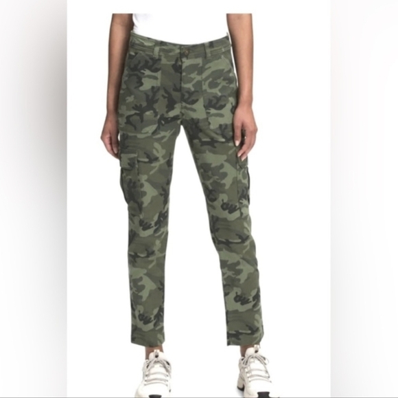 The North Face Heritage Camo Cargo Pants Size 4 Green Cargo Pockets - Picture 2 of 14